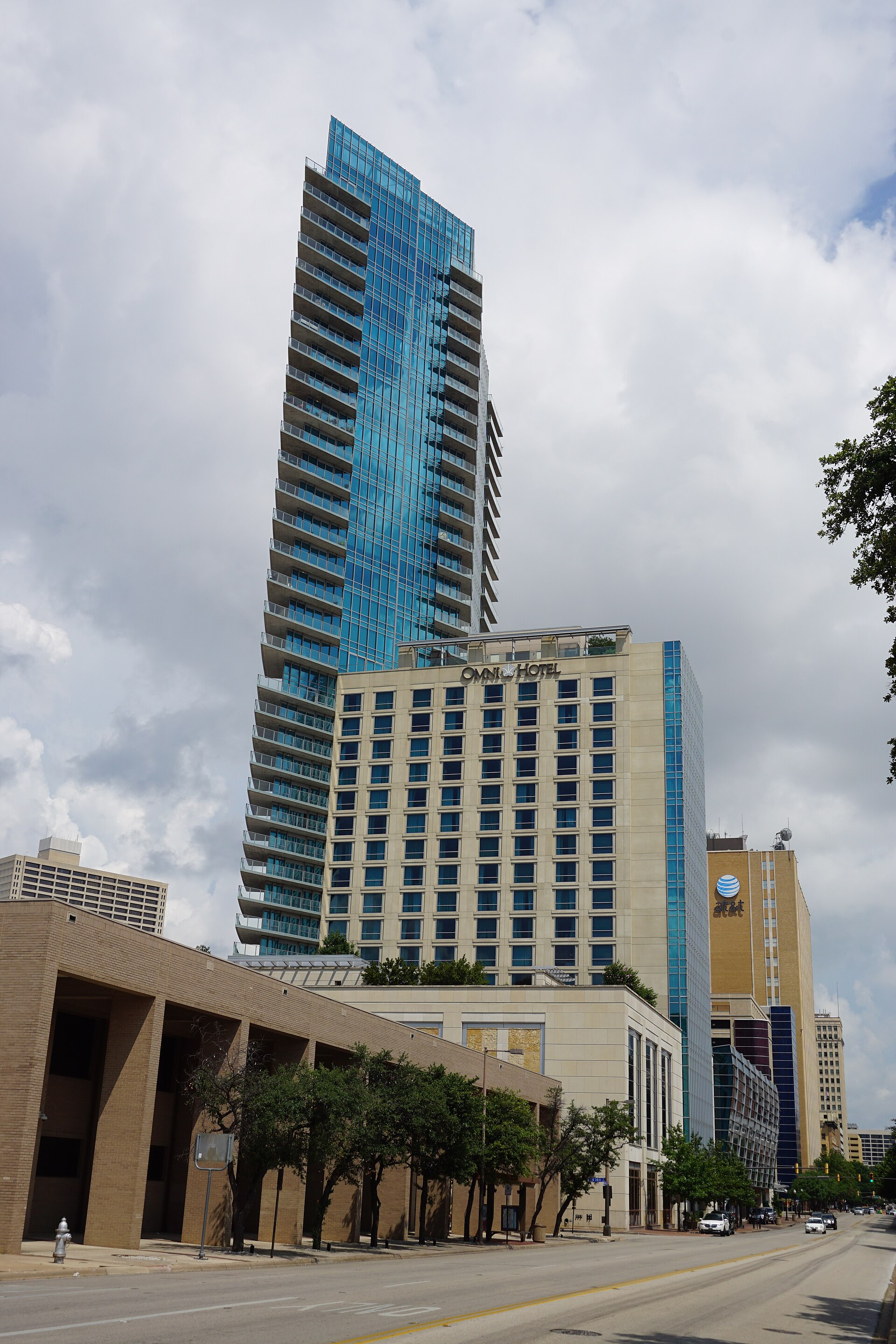 Omni Fort Worth Residences